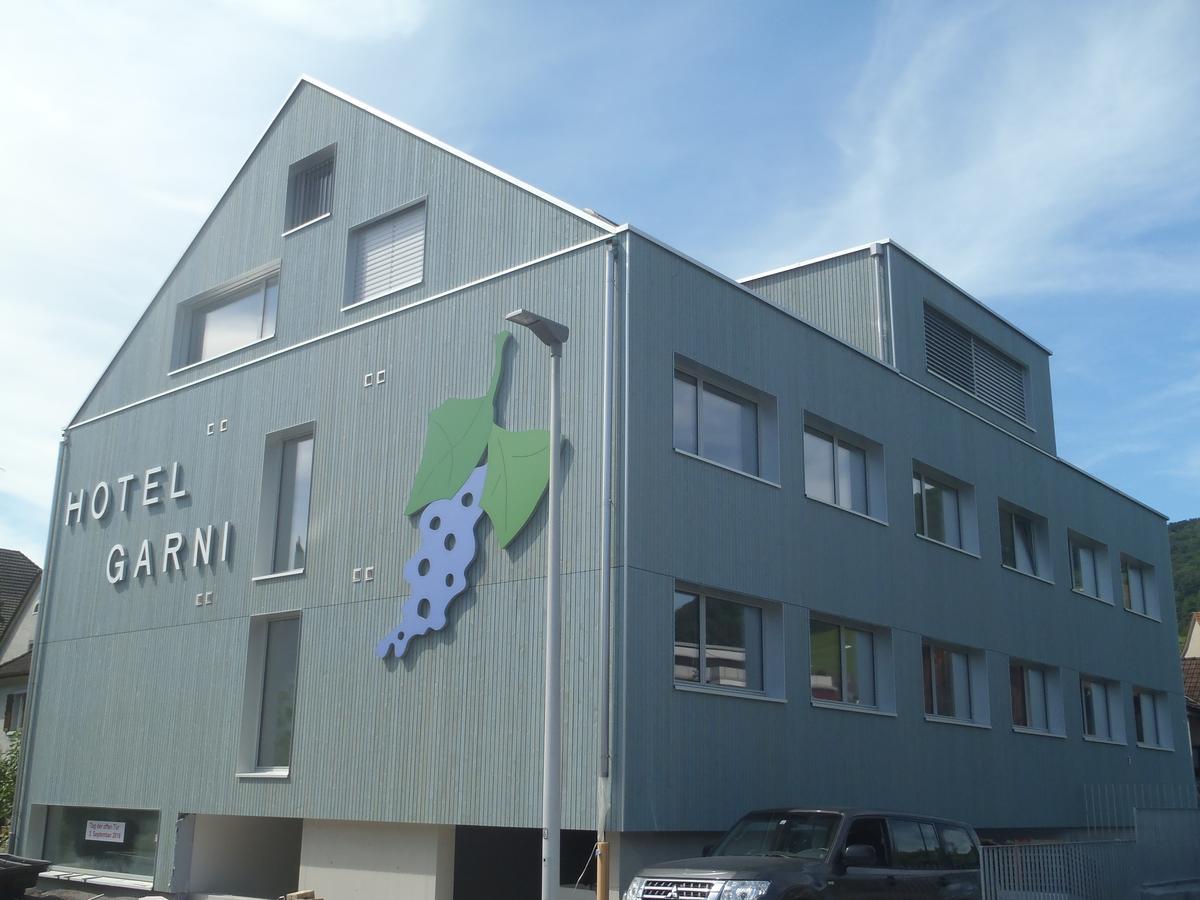 Hotel Traube Garni Kuttigen Экстерьер фото